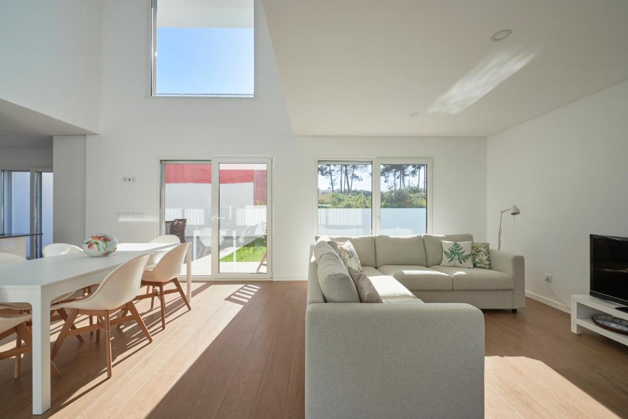 Aroeira Villa W/ Pool Near Beach, By Timecooler Exterior photo